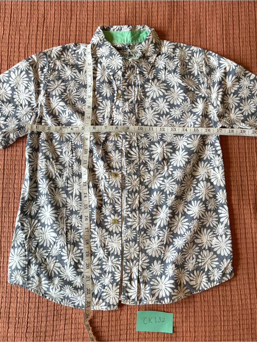 Caribbean Joe Gray Shirt with White Daisy Print